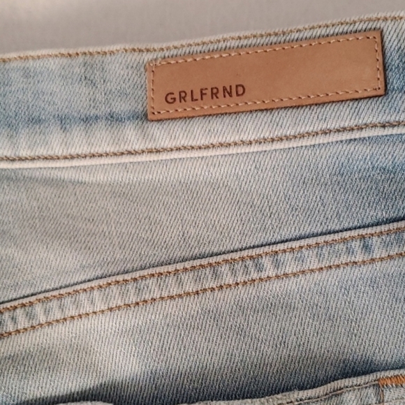 GRLFRND Karolina High-Rise Straight Distressed Jeans Sz 32W - Picture 2 of 15